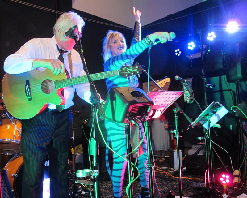 Live music at Dumbleton Village Hall